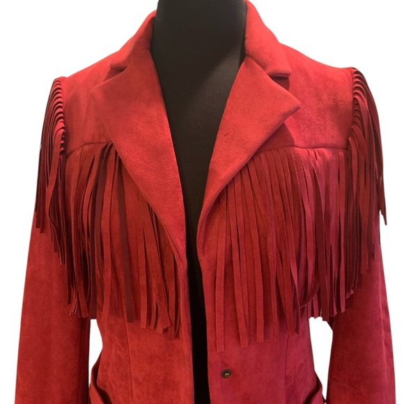 Skies Are Blue Faux Suede Red Fringe Women's Jacket - Picture 2 of 11
